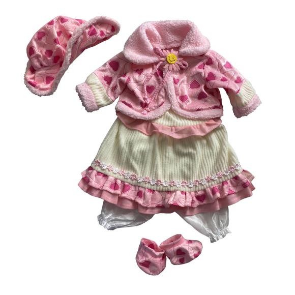 10 Gorgeous Doll Clothes Outfits, for Large Size Dolls - Picture 2 of 4